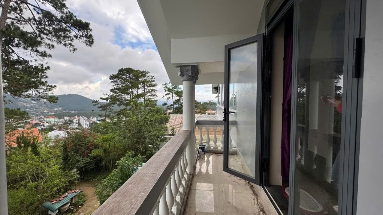 CẦN BÁN GẤP CĂN NHÀ VIEW ĐẸP đường Khe Sanh, Đà Lạt 323m2 - Ảnh 3